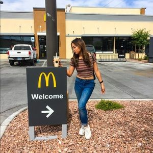 Meet your Posher, Sofia